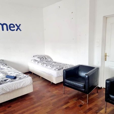 Hostel Primax พอซนาน ภายนอก รูปภาพ