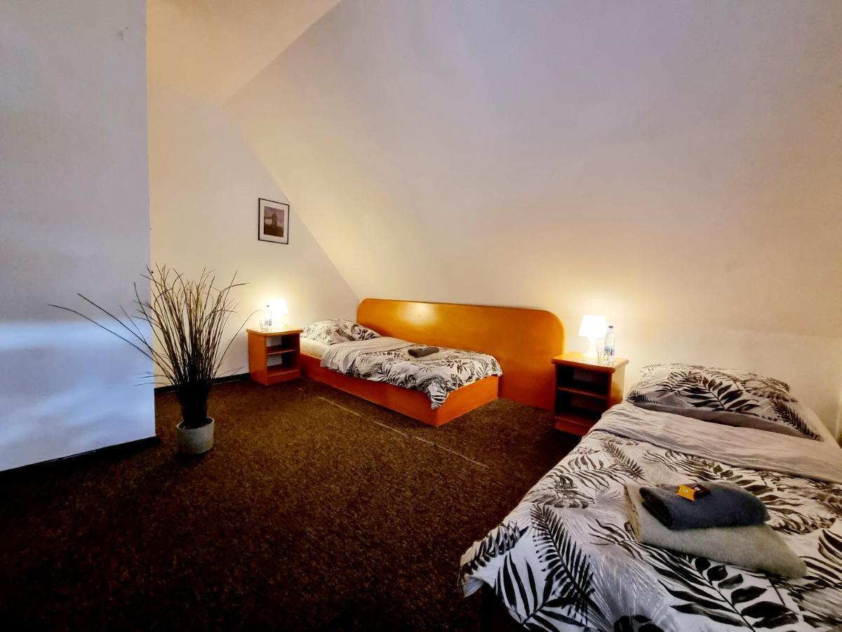 Hostel Primax พอซนาน ภายนอก รูปภาพ
