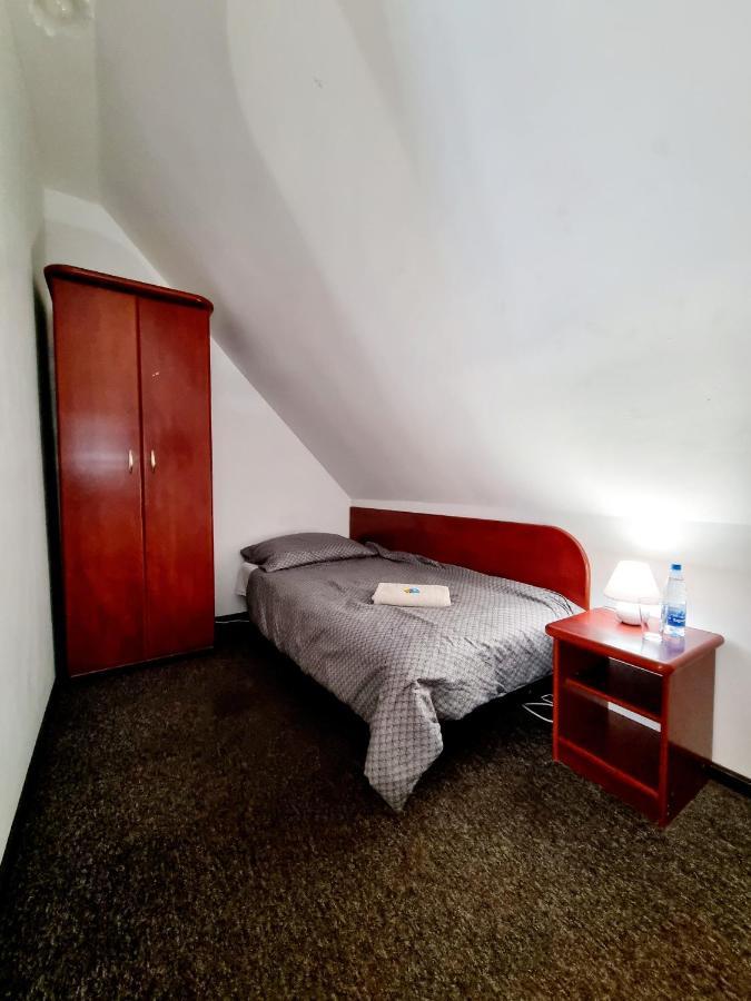 Hostel Primax พอซนาน ภายนอก รูปภาพ