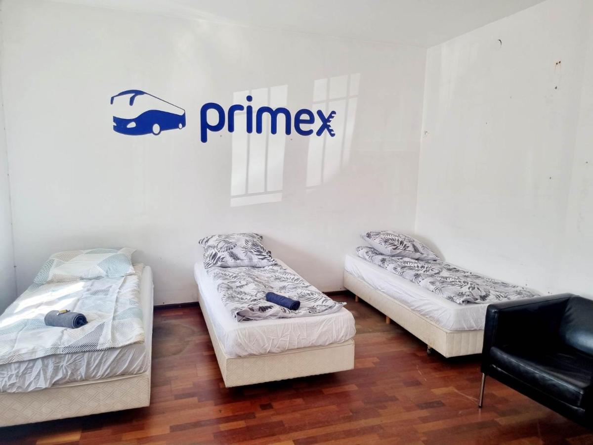 Hostel Primax พอซนาน ภายนอก รูปภาพ
